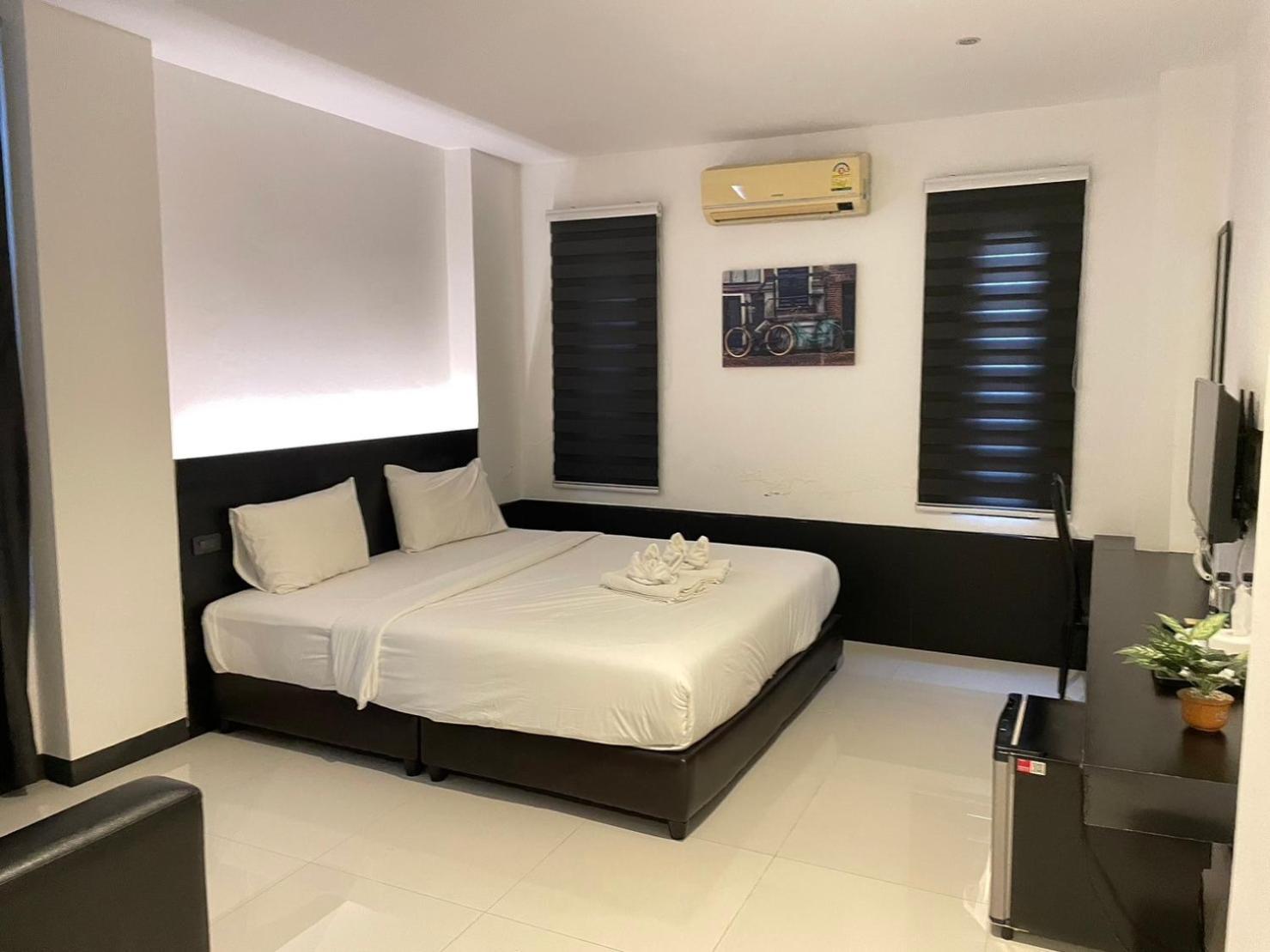 Azz Hotel Chiang Mai Exterior photo